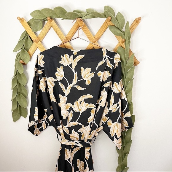 Maison du Soir Duster Kimono - Picture 12 of 14